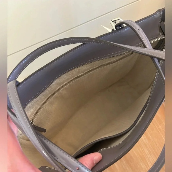 Tory Burch Emerson Patent Tote Bag NWT - Picture 8 of 12